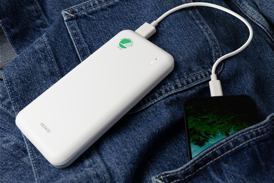 Världens första Svanenmärkta power bank